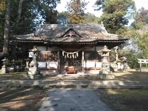 三女神社の本殿