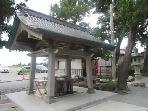 森戸大明神（森戸神社）の手水舎