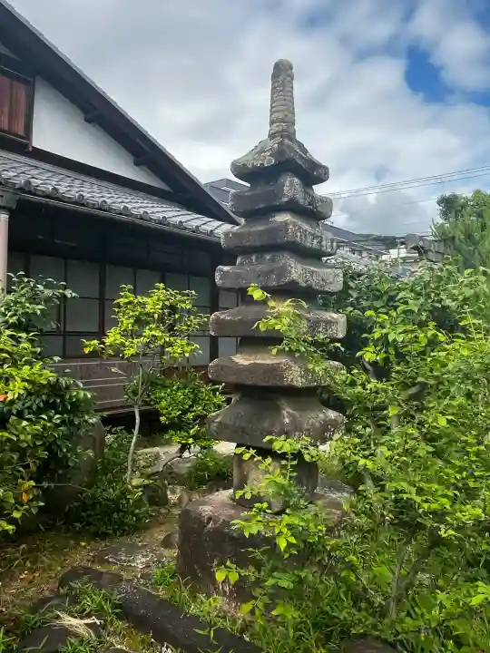 香雪院の{uncategorized: "未分類", other: "その他", undefined: "問題あり", building: "その他建物", grave: "お墓", sacred_gate: "鳥居", guardian: "狛犬", statue: "像", buddha: "仏像", history: "歴史", nature: "自然", garden: "庭園", animal: "動物", pagoda: "塔", temizu: "手水舎", mountain_gate: "山門・神門", sanctuary: "本殿・本堂", subordinate: "末社・摂社", art: "芸術", scenery: "景色", jizo: "地蔵", ema: "絵馬", goshuin: "御朱印", omikuji: "おみくじ", items: "授与品その他", amulet: "お守り", goshuincho: "御朱印帳", eats: "食事", festival: "お祭り", votive_dance: "神楽", shichigosan: "七五三参", wedding: "結婚式", experience: "体験その他", initially: "初詣", around: "周辺", anti_infection: "感染症対策"}