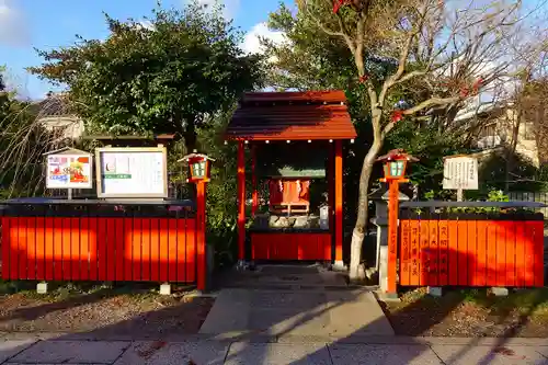 車折神社の末社