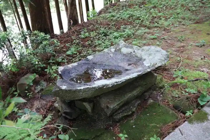 八幡神社の手水舎