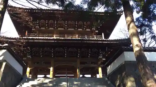 興善寺の山門