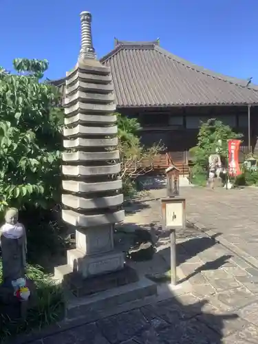 玉林寺の塔