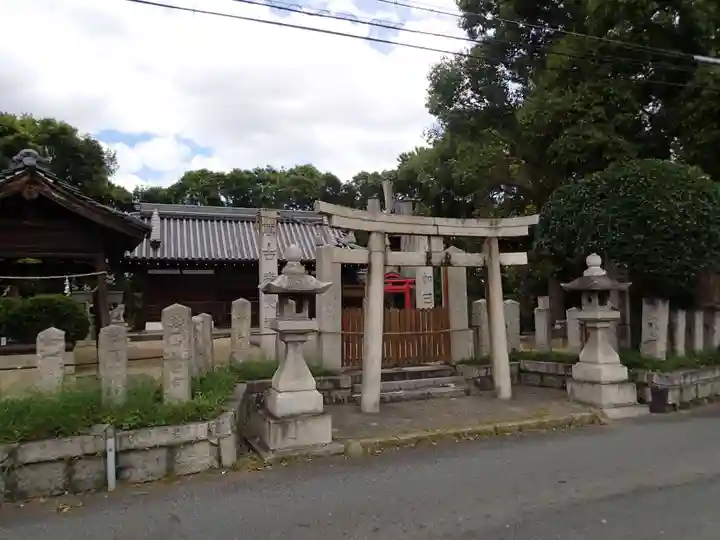 中臣須牟地神社の鳥居