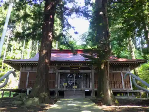 飯縄神社 里宮（皇足穂命神社）の本殿