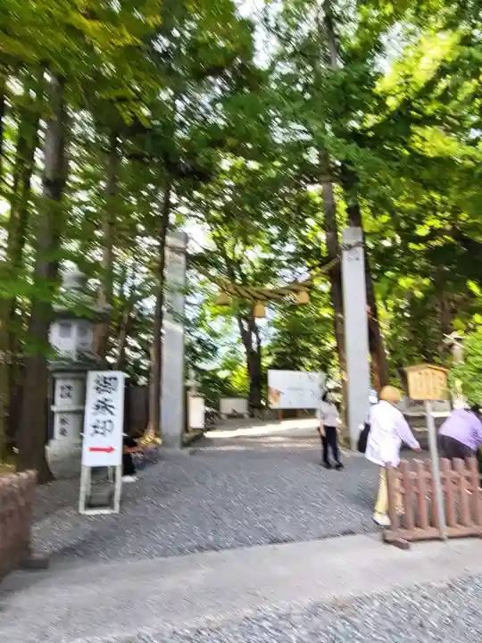 諏訪大社下社秋宮(長野県)