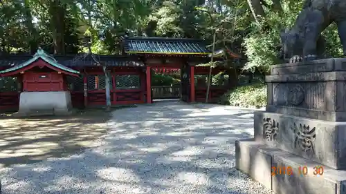 根津神社の山門・神門