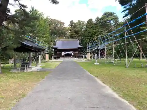 青森縣護國神社の建物その他