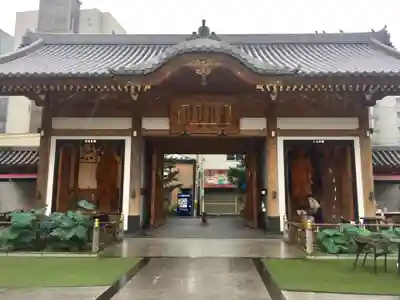 東光寺の山門・神門