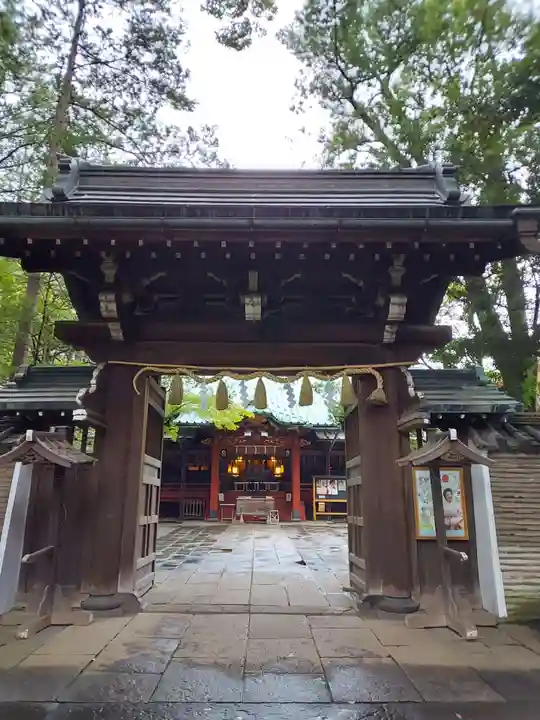 赤坂氷川神社の山門・神門