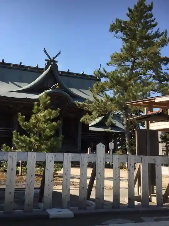 北岡神社の本殿・本堂