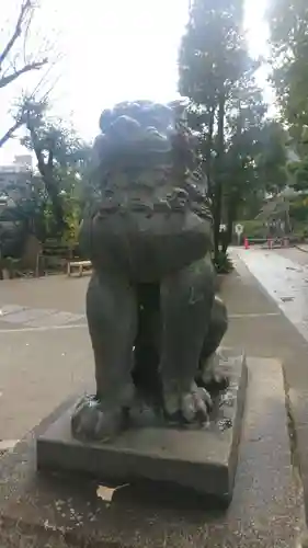 鳩森八幡神社の狛犬