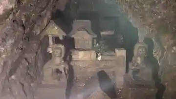 江の島岩屋の本殿・本堂