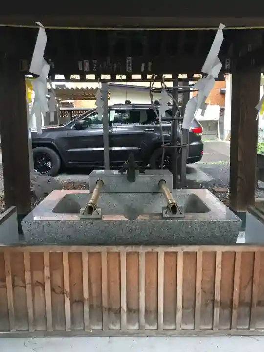 三吉神社の手水舎