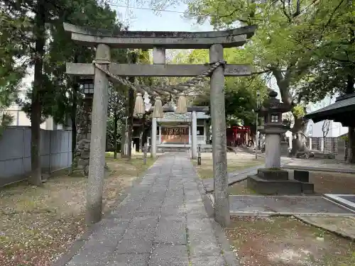 碇神社の{uncategorized: "未分類", other: "その他", undefined: "問題あり", building: "その他建物", grave: "お墓", sacred_gate: "鳥居", guardian: "狛犬", statue: "像", buddha: "仏像", history: "歴史", nature: "自然", garden: "庭園", animal: "動物", pagoda: "塔", temizu: "手水舎", mountain_gate: "山門・神門", sanctuary: "本殿・本堂", subordinate: "末社・摂社", art: "芸術", scenery: "景色", jizo: "地蔵", ema: "絵馬", goshuin: "御朱印", omikuji: "おみくじ", items: "授与品その他", amulet: "お守り", goshuincho: "御朱印帳", eats: "食事", festival: "お祭り", votive_dance: "神楽", shichigosan: "七五三参", wedding: "結婚式", experience: "体験その他", initially: "初詣", around: "周辺", anti_infection: "感染症対策"}