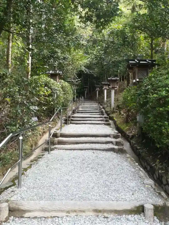 狭井坐大神荒魂神社(狭井神社)のその他建物