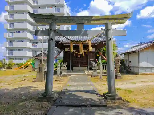 白山神社（魚町）の鳥居