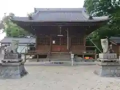 白山神社の本殿