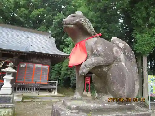 三光稲荷神社の狛犬