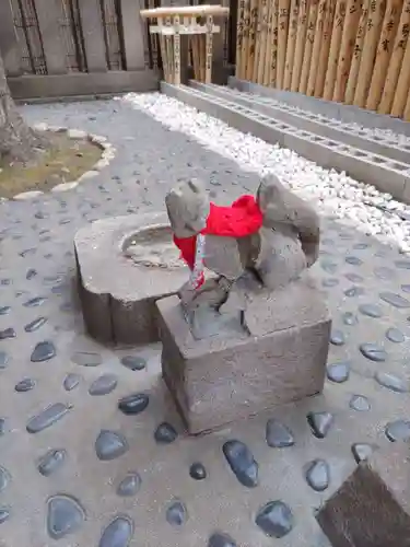 被官稲荷神社の狛犬