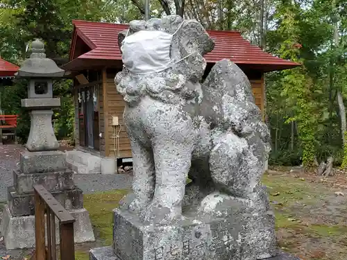 八幡神社の狛犬