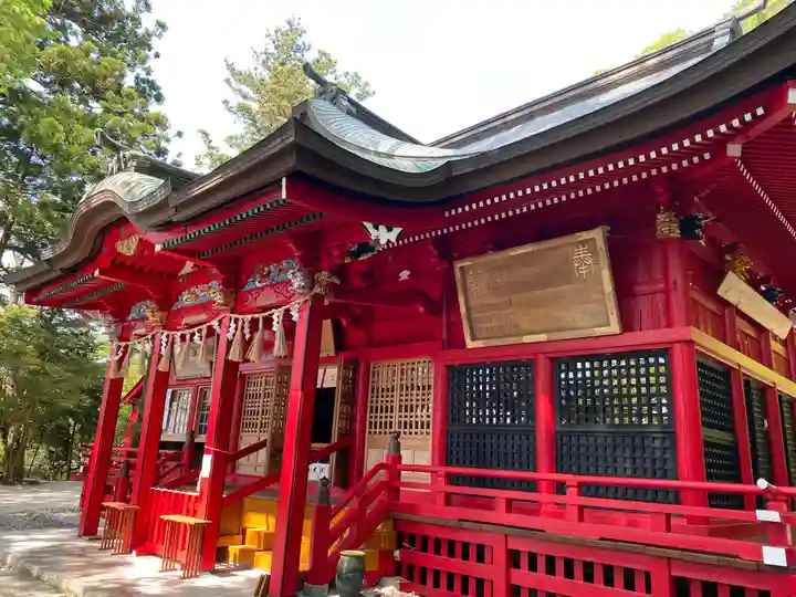 高瀧神社の本殿・本堂
