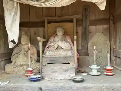 長安寺 岩井堂観音(長野県)