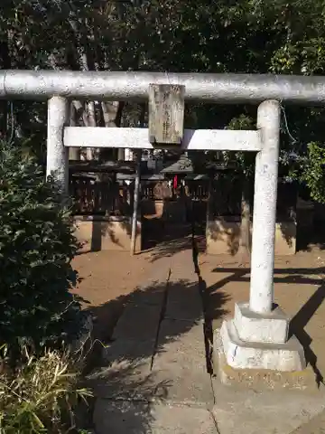猿田彦神社(本天沼稲荷神社境外摂社)の鳥居