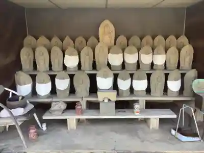 神明社(楽田横町)の仏像