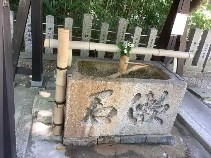 富部神社の手水舎
