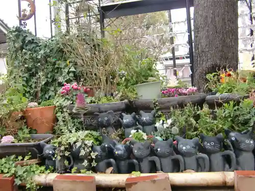 今戸神社の庭園