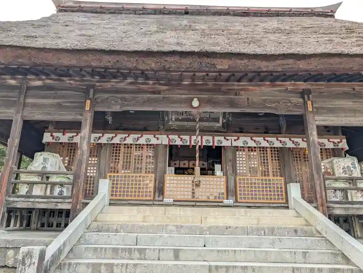 天津神社の{uncategorized: "未分類", other: "その他", undefined: "問題あり", building: "その他建物", grave: "お墓", sacred_gate: "鳥居", guardian: "狛犬", statue: "像", buddha: "仏像", history: "歴史", nature: "自然", garden: "庭園", animal: "動物", pagoda: "塔", temizu: "手水舎", mountain_gate: "山門・神門", sanctuary: "本殿・本堂", subordinate: "末社・摂社", art: "芸術", scenery: "景色", jizo: "地蔵", ema: "絵馬", goshuin: "御朱印", omikuji: "おみくじ", items: "授与品その他", amulet: "お守り", goshuincho: "御朱印帳", eats: "食事", festival: "お祭り", votive_dance: "神楽", shichigosan: "七五三参", wedding: "結婚式", experience: "体験その他", initially: "初詣", around: "周辺", anti_infection: "感染症対策"}