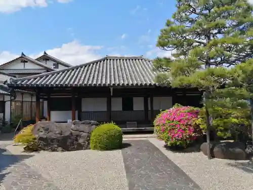 十輪院の本殿・本堂