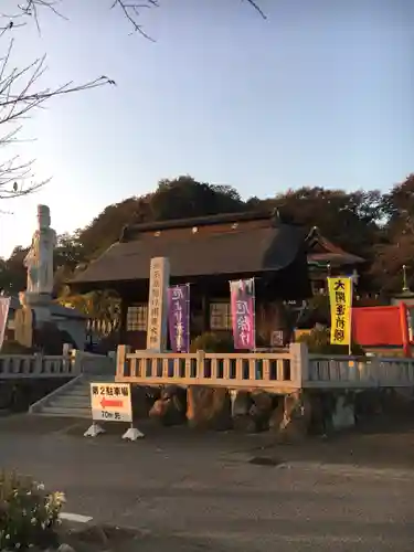 埼玉厄除け開運大師・龍泉寺（切り絵御朱印発祥の寺）の本殿