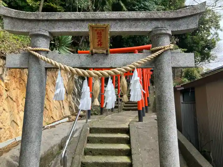 稲荷神社の鳥居