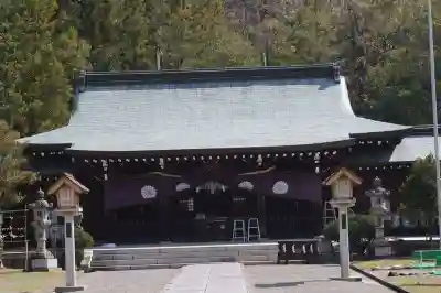 山梨縣護國神社の本殿・本堂