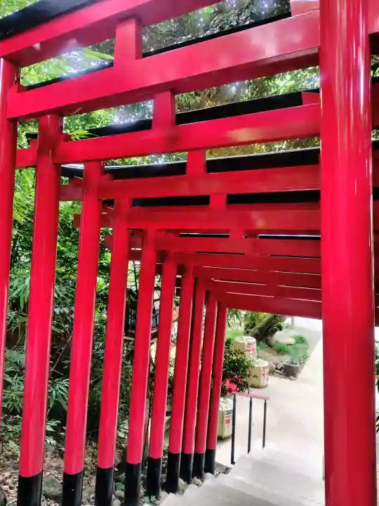 赤坂王子稲荷神社の{uncategorized: "未分類", other: "その他", undefined: "問題あり", building: "その他建物", grave: "お墓", sacred_gate: "鳥居", guardian: "狛犬", statue: "像", buddha: "仏像", history: "歴史", nature: "自然", garden: "庭園", animal: "動物", pagoda: "塔", temizu: "手水舎", mountain_gate: "山門・神門", sanctuary: "本殿・本堂", subordinate: "末社・摂社", art: "芸術", scenery: "景色", jizo: "地蔵", ema: "絵馬", goshuin: "御朱印", omikuji: "おみくじ", items: "授与品その他", amulet: "お守り", goshuincho: "御朱印帳", eats: "食事", festival: "お祭り", votive_dance: "神楽", shichigosan: "七五三参", wedding: "結婚式", experience: "体験その他", initially: "初詣", around: "周辺", anti_infection: "感染症対策"}