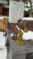 刈田神社の像