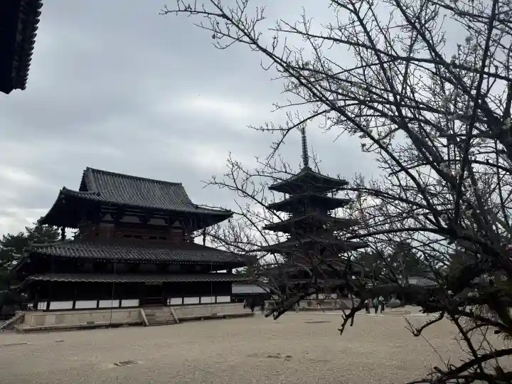 法隆寺の{uncategorized: "未分類", other: "その他", undefined: "問題あり", building: "その他建物", grave: "お墓", sacred_gate: "鳥居", guardian: "狛犬", statue: "像", buddha: "仏像", history: "歴史", nature: "自然", garden: "庭園", animal: "動物", pagoda: "塔", temizu: "手水舎", mountain_gate: "山門・神門", sanctuary: "本殿・本堂", subordinate: "末社・摂社", art: "芸術", scenery: "景色", jizo: "地蔵", ema: "絵馬", goshuin: "御朱印", omikuji: "おみくじ", items: "授与品その他", amulet: "お守り", goshuincho: "御朱印帳", eats: "食事", festival: "お祭り", votive_dance: "神楽", shichigosan: "七五三参", wedding: "結婚式", experience: "体験その他", initially: "初詣", around: "周辺", anti_infection: "感染症対策"}