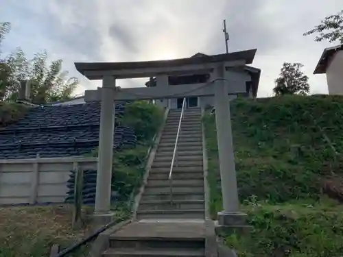 八幡神社の鳥居