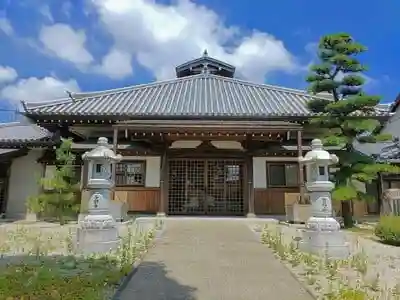 与願寺の本殿