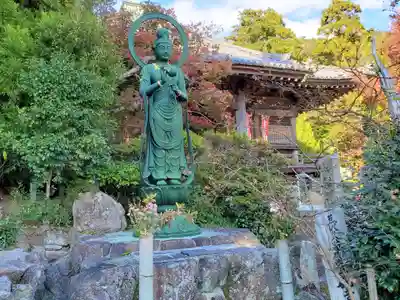 石峯寺の仏像