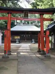 大谷場氷川神社の鳥居