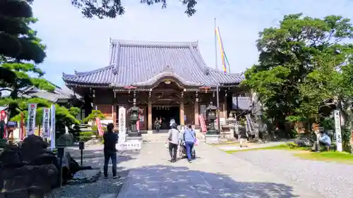 無量寺の本殿・本堂