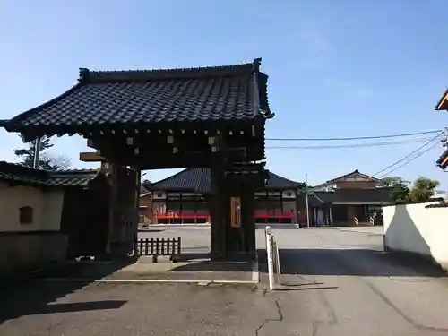 極楽寺の山門