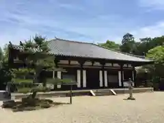 秋篠寺の本殿