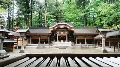 諏訪大社の本殿・本堂