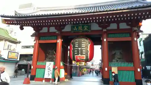 浅草寺の山門・神門