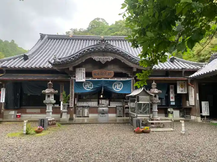 鯖大師本坊の本殿・本堂