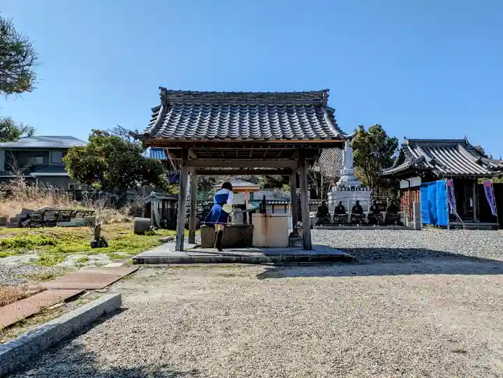 東龍寺の手水舎